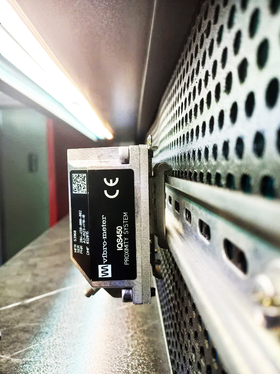 IM2 پایه تبدیل نصب ترنسدیوسر یکان Yekan Transducer M21 Panel to DIN-Rail Mount
