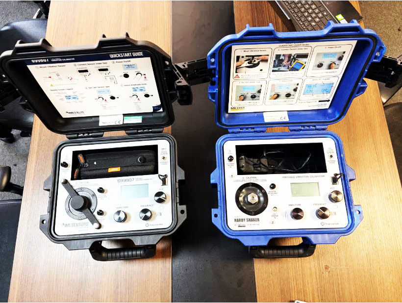 IM5 کالیبراتور ارتعاشات پرتابل شیکر IMI Portable Vibration Calibrator SHAKER 699B07